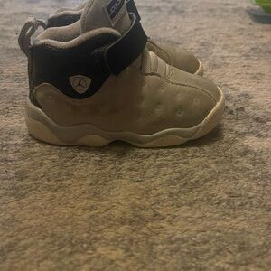 Jordan Kids' Black and Tan Sneakers